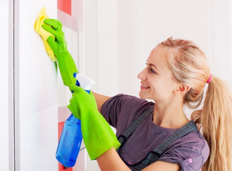 Professional hard floor cleaning for Harringay homes and flats